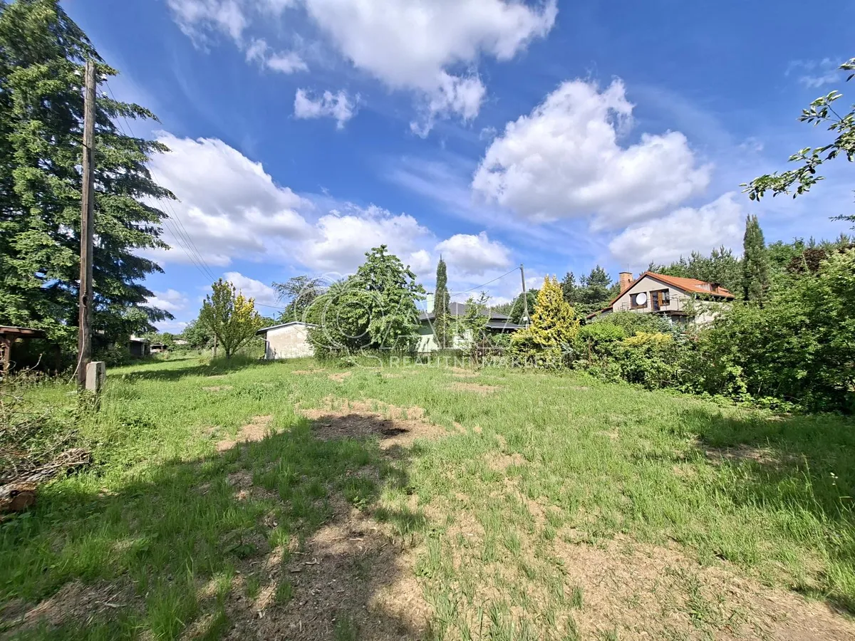 Prodej stavebního pozemku 2345 m²